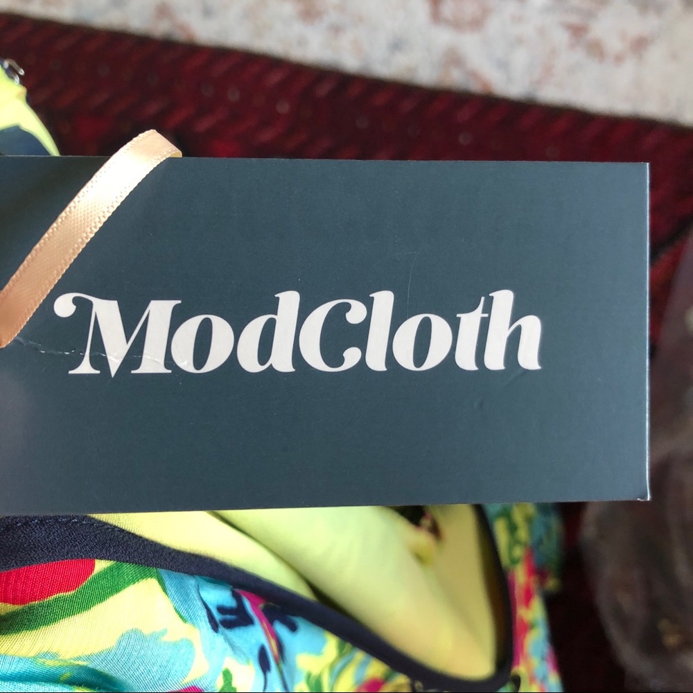 MODCLOTH TROPICAL DRESS - Picture 8 of 12